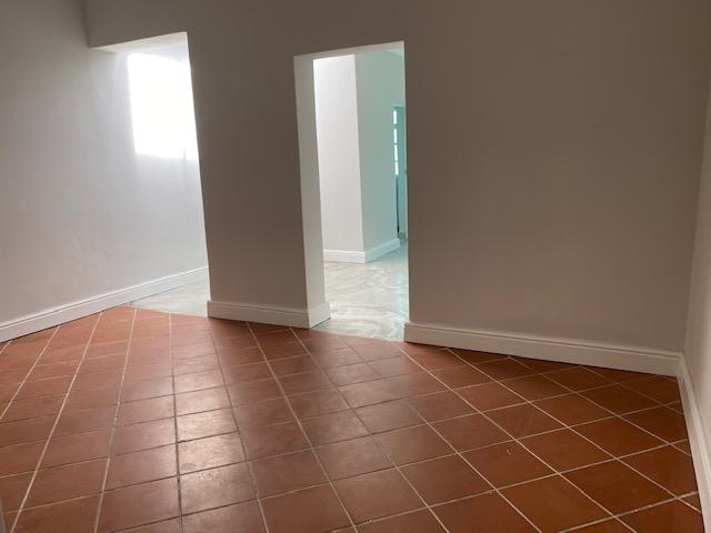 1 Bedroom Property for Sale in Woodstock Western Cape